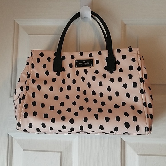 kate spade Handbags - Kate Spade pink flamingo dot bag
